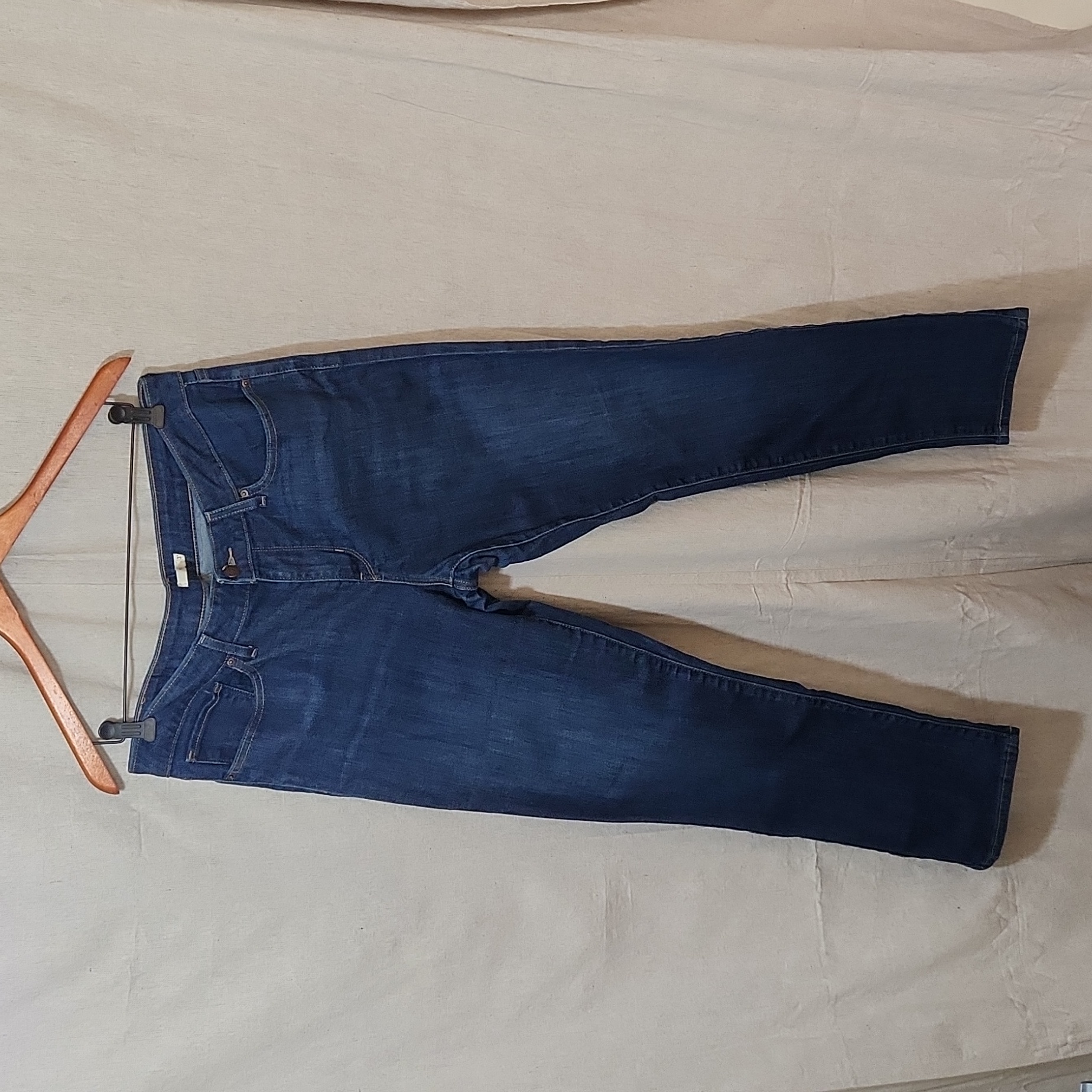 Levis 712 Slim Jeans